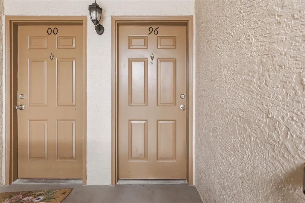 For Sale: $190,000 (2 beds, 2 baths, 1080 Square Feet)