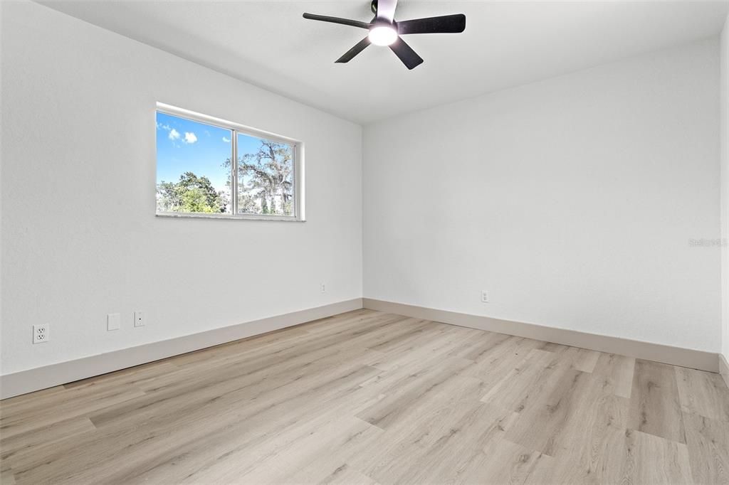En Venta: $449,900 (3 camas, 2 baños, 1996 Pies cuadrados)