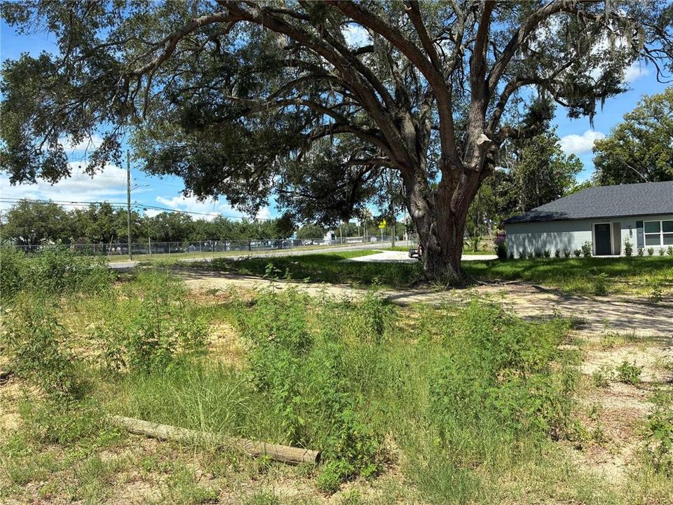 En Venta: $47,000 (0.47 acres)
