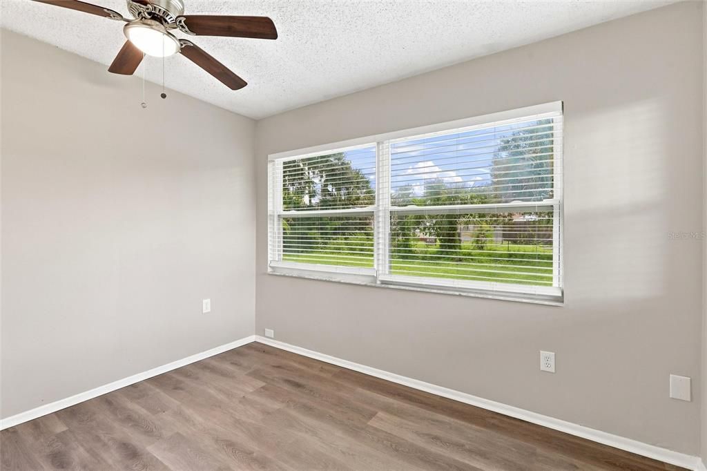 For Sale: $255,000 (3 beds, 2 baths, 1654 Square Feet)
