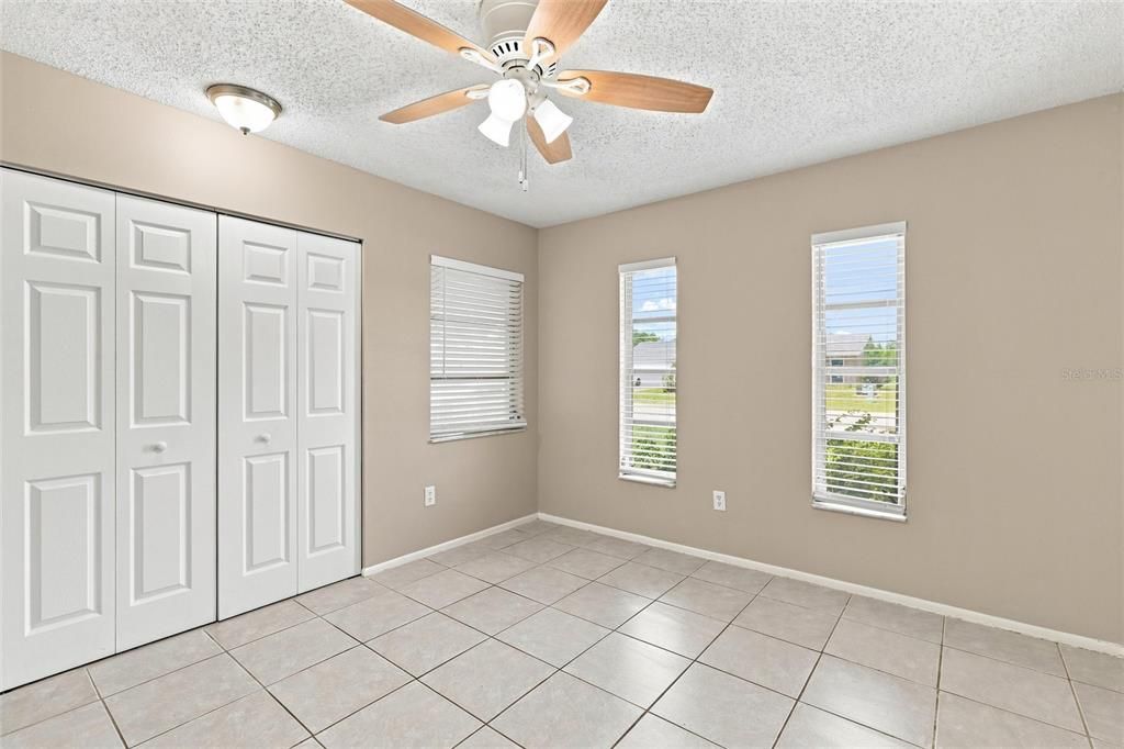 For Sale: $255,000 (3 beds, 2 baths, 1654 Square Feet)
