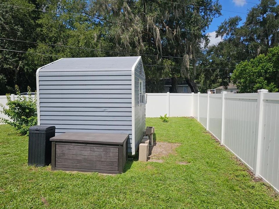For Sale: $215,000 (3 beds, 1 baths, 1152 Square Feet)