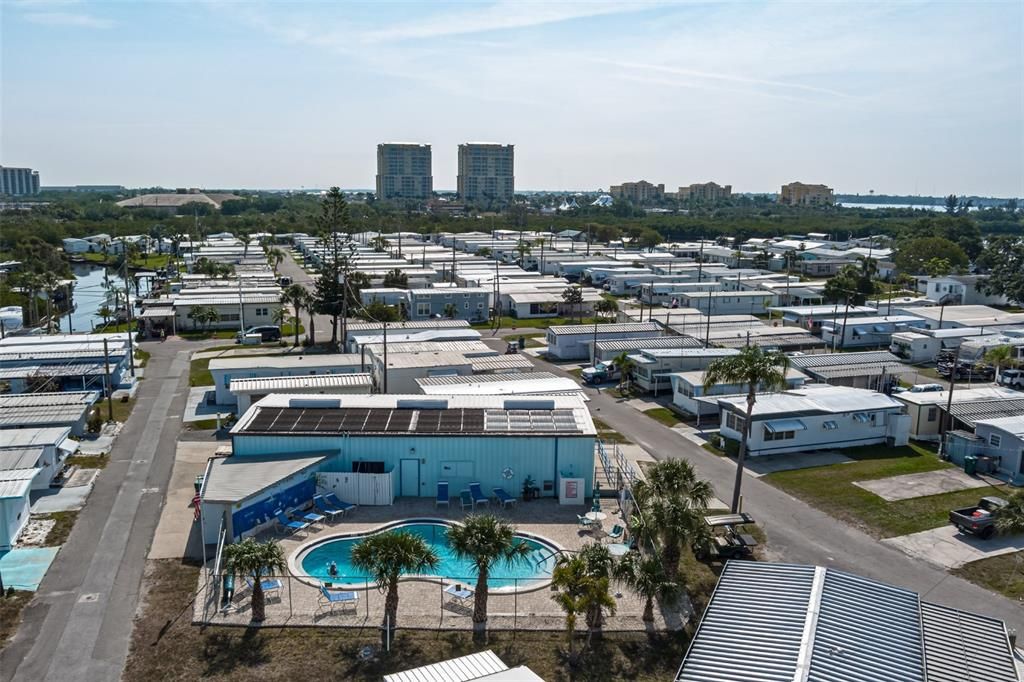 For Sale: $155,000 (2 beds, 2 baths, 954 Square Feet)