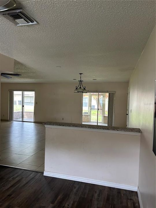 En Renta: $2,300 (3 camas, 2 baños, 1554 Pies cuadrados)
