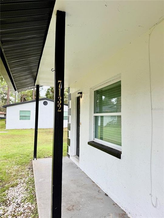 Active With Contract: $1,400 (2 beds, 1 baths, 850 Square Feet)