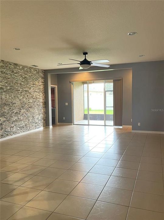 For Sale: $565,000 (4 beds, 3 baths, 2780 Square Feet)