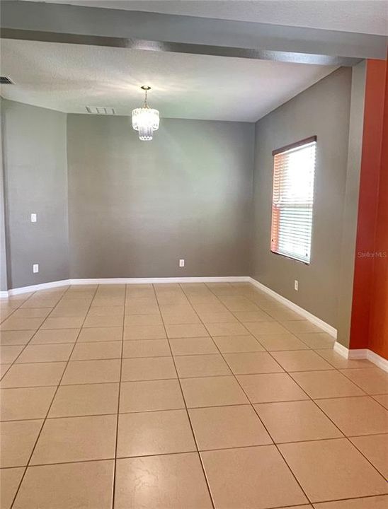 For Sale: $565,000 (4 beds, 3 baths, 2780 Square Feet)
