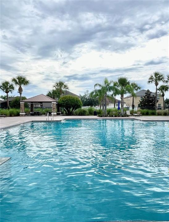 For Sale: $565,000 (4 beds, 3 baths, 2780 Square Feet)