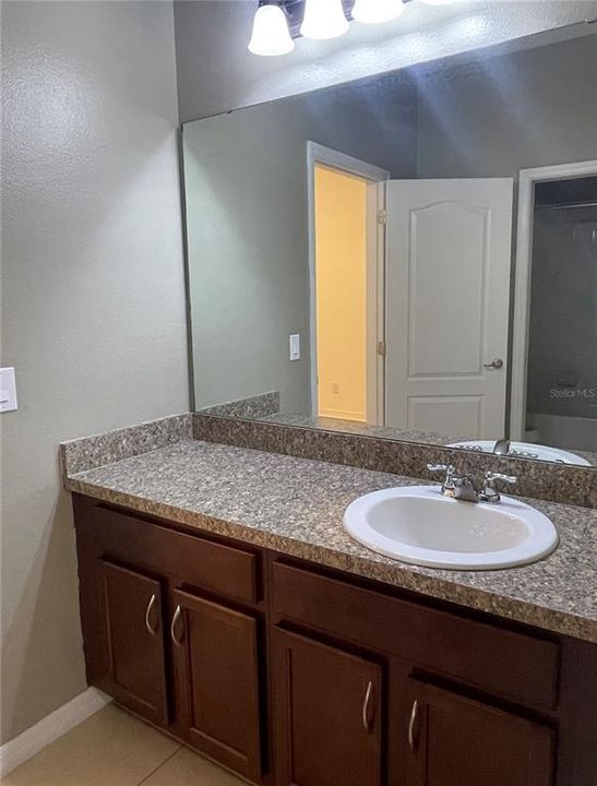 For Sale: $565,000 (4 beds, 3 baths, 2780 Square Feet)