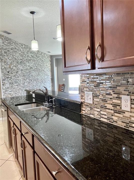 For Sale: $565,000 (4 beds, 3 baths, 2780 Square Feet)