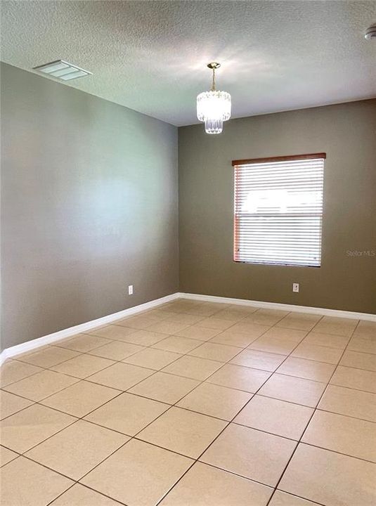 For Sale: $565,000 (4 beds, 3 baths, 2780 Square Feet)