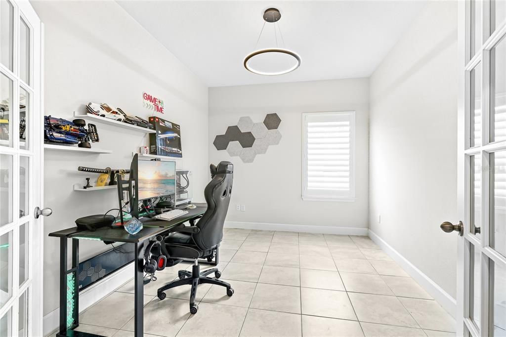 For Sale: $369,900 (3 beds, 2 baths, 1808 Square Feet)