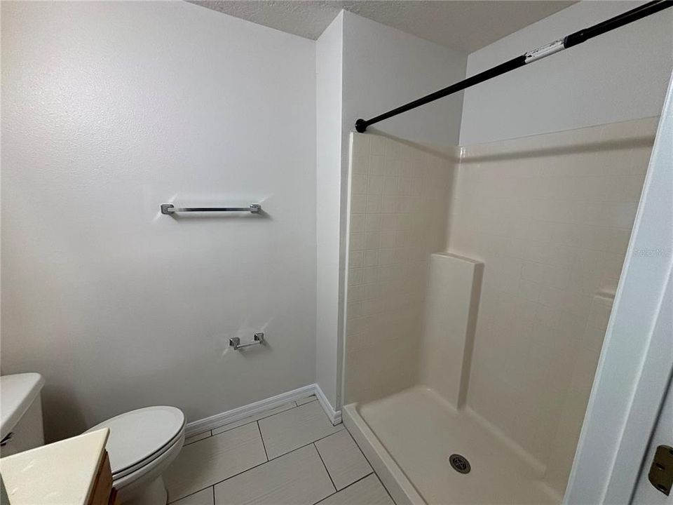 For Rent: $1,900 (3 beds, 2 baths, 1398 Square Feet)
