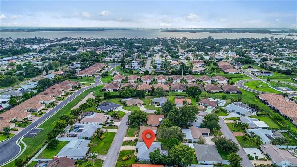 For Sale: $435,000 (3 beds, 2 baths, 2185 Square Feet)