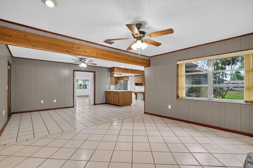For Sale: $435,000 (3 beds, 2 baths, 2185 Square Feet)