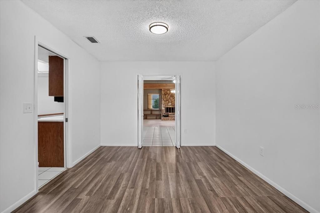 For Sale: $435,000 (3 beds, 2 baths, 2185 Square Feet)