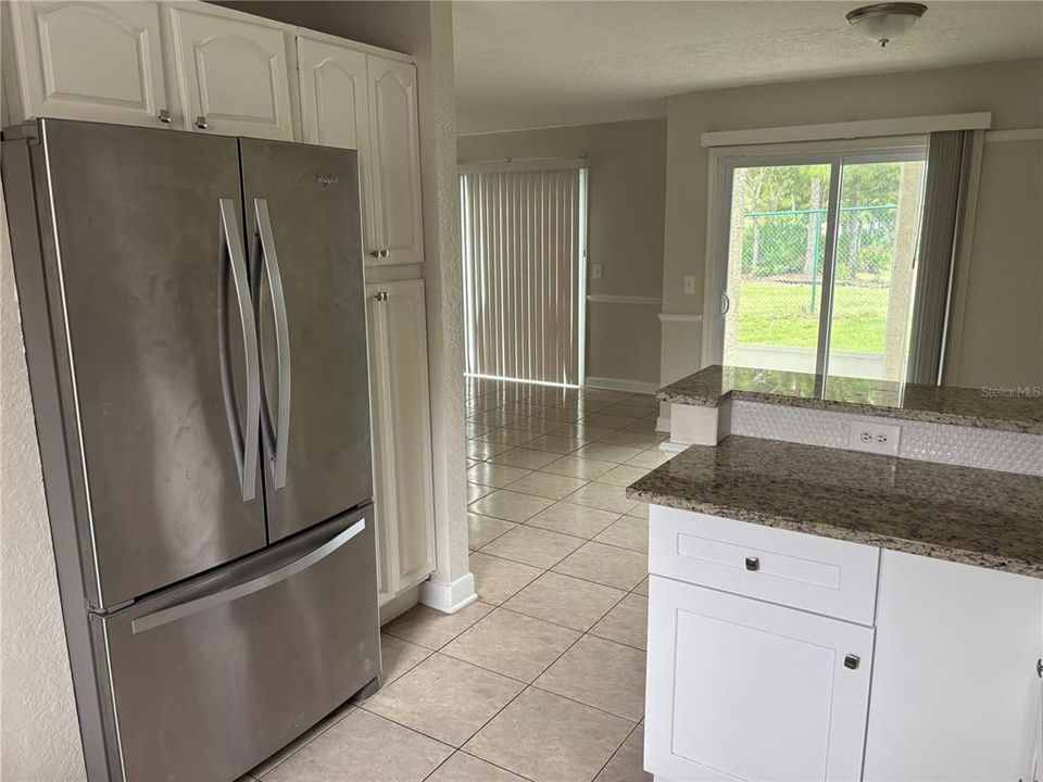 В аренду: $1,850 (2 спален, 3 ванн, 1390 Квадратных фут)