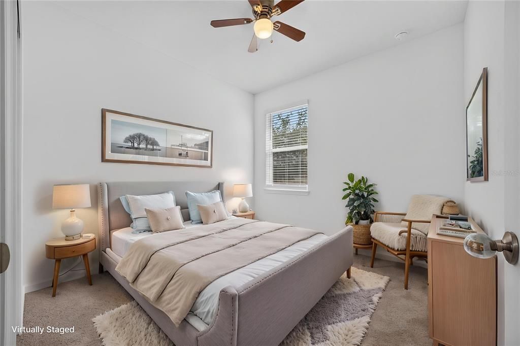 En Venta: $409,000 (4 camas, 2 baños, 1644 Pies cuadrados)