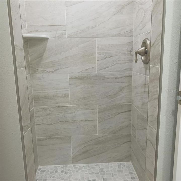 For Rent: $1,895 (3 beds, 2 baths, 1187 Square Feet)
