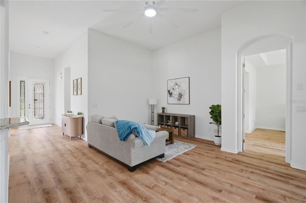 For Sale: $389,900 (2 beds, 2 baths, 1673 Square Feet)