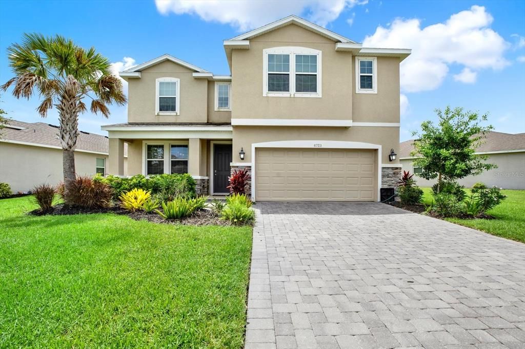 For Sale: $575,000 (5 beds, 3 baths, 3651 Square Feet)