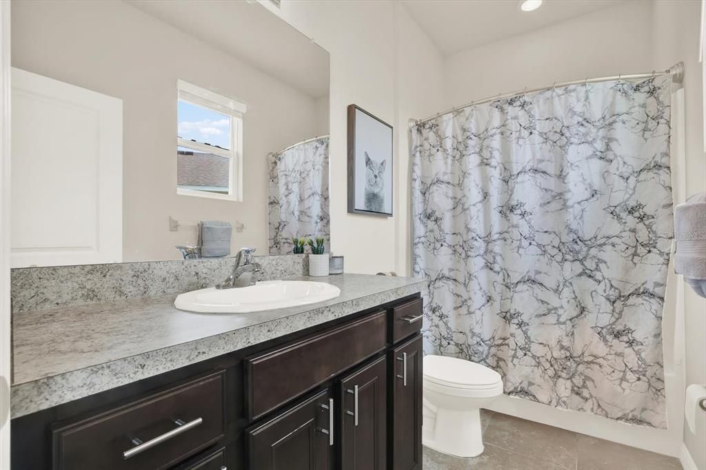 For Sale: $575,000 (5 beds, 3 baths, 3651 Square Feet)