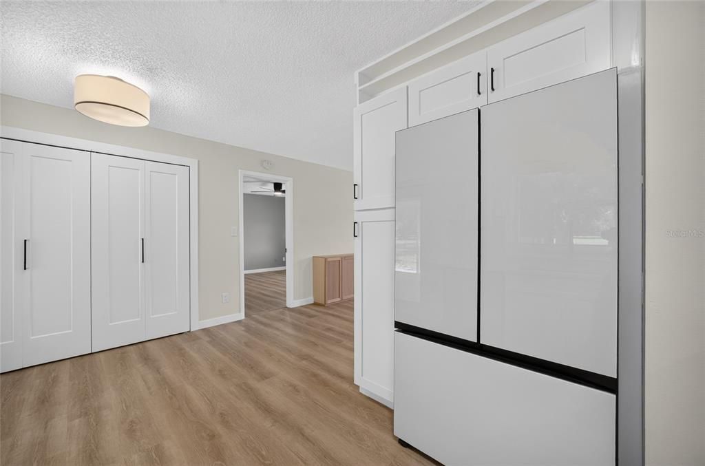 На продажу: $336,000 (3 спален, 2 ванн, 1203 Квадратных фут)