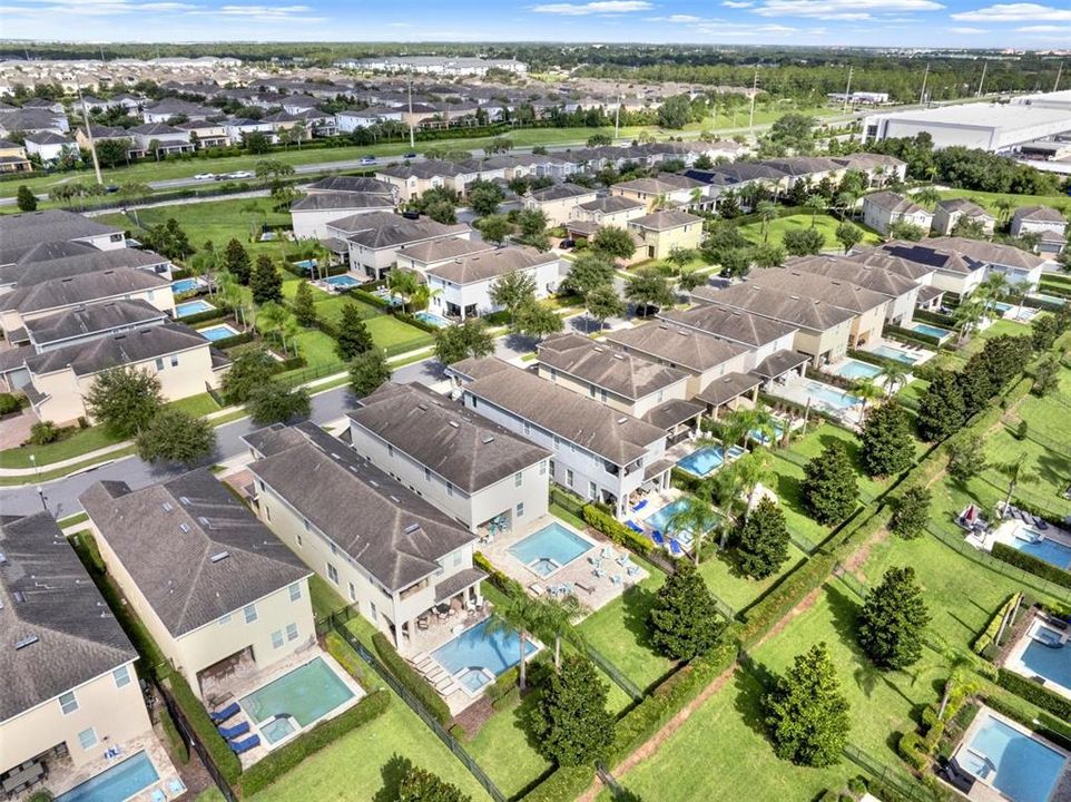 На продажу: $695,000 (5 спален, 5 ванн, 3328 Квадратных фут)