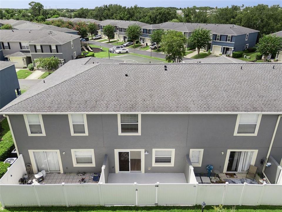 На продажу: $298,000 (2 спален, 2 ванн, 1278 Квадратных фут)