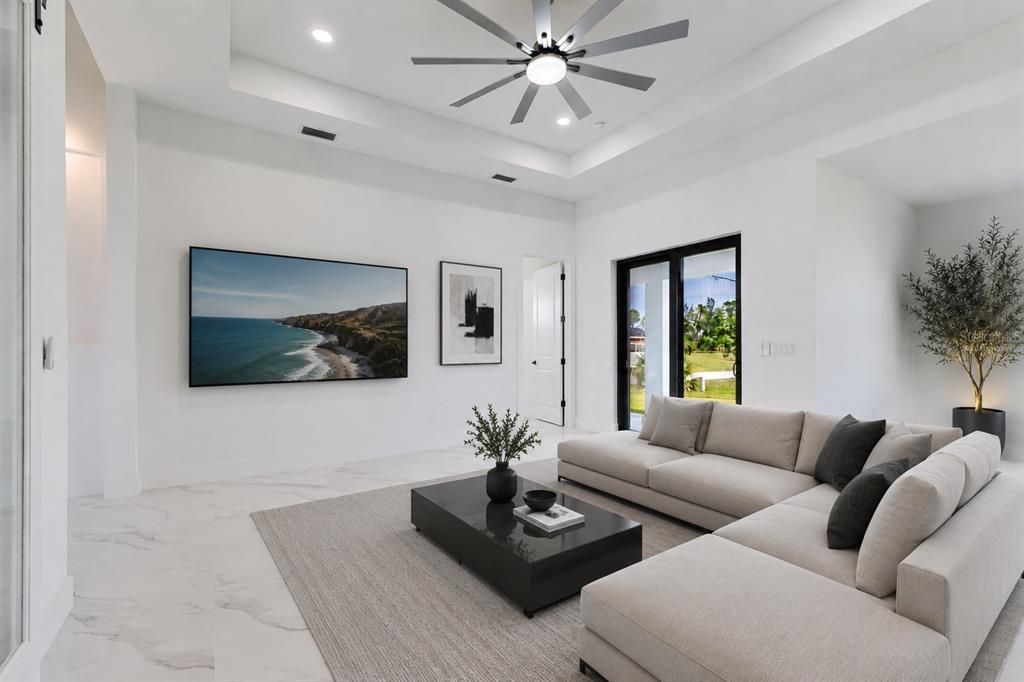 For Sale: $374,900 (3 beds, 2 baths, 1661 Square Feet)