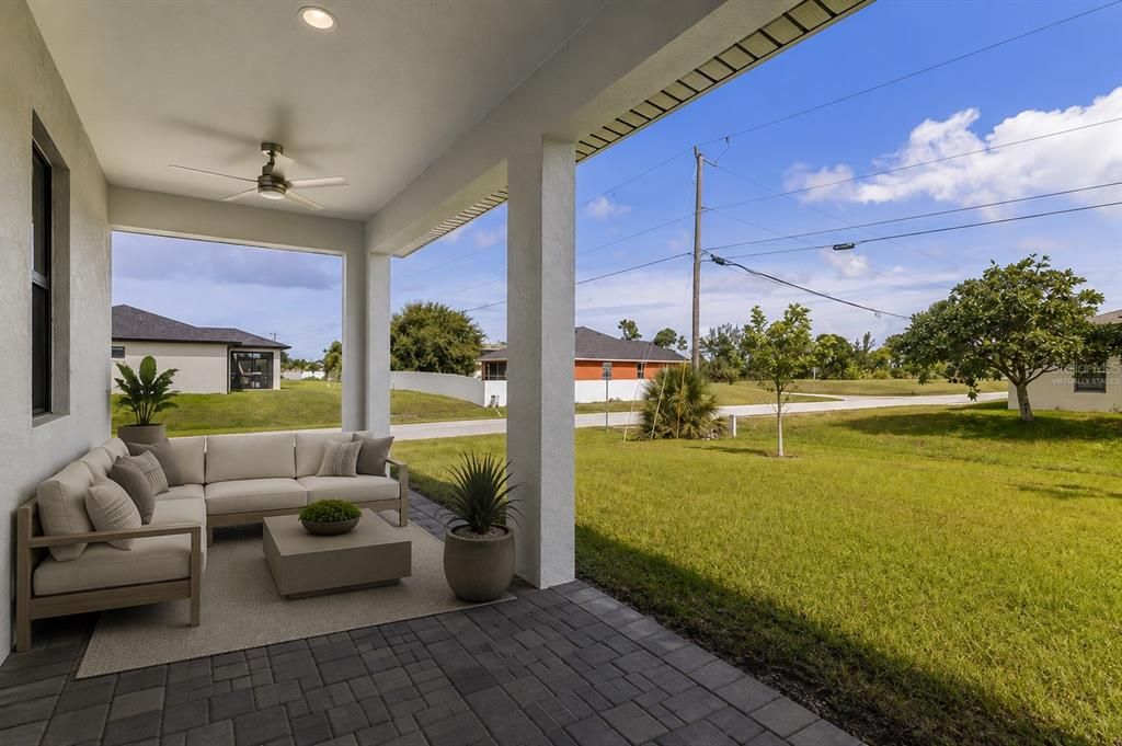 For Sale: $374,900 (3 beds, 2 baths, 1661 Square Feet)