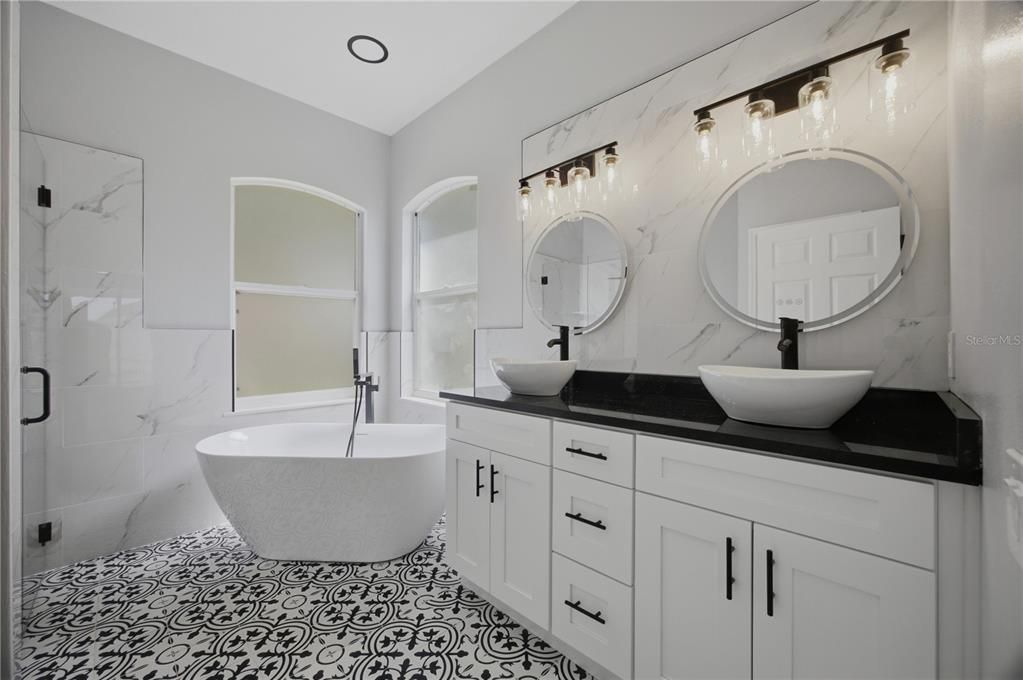 For Sale: $450,000 (3 beds, 2 baths, 1778 Square Feet)