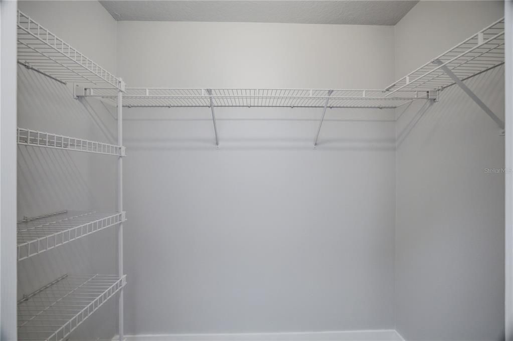 For Sale: $450,000 (3 beds, 2 baths, 1778 Square Feet)