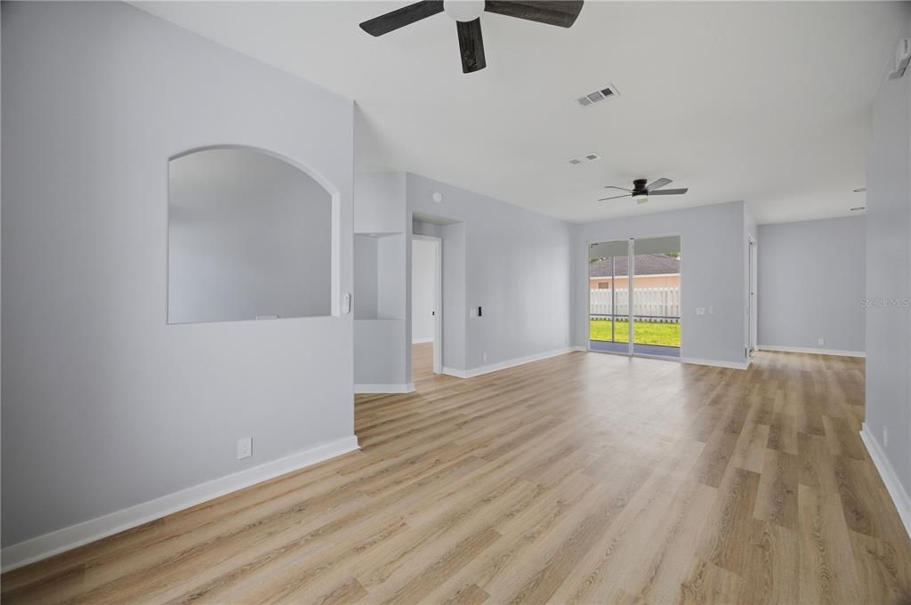 For Sale: $450,000 (3 beds, 2 baths, 1778 Square Feet)