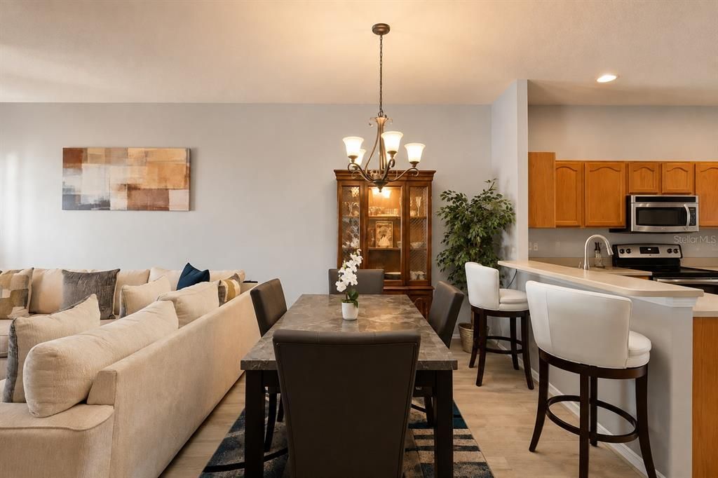 For Sale: $289,900 (3 beds, 2 baths, 1626 Square Feet)