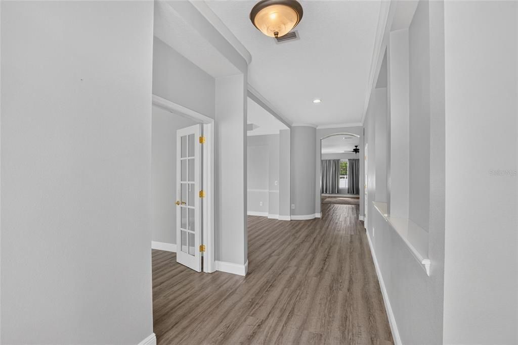 For Sale: $600,000 (4 beds, 3 baths, 3167 Square Feet)