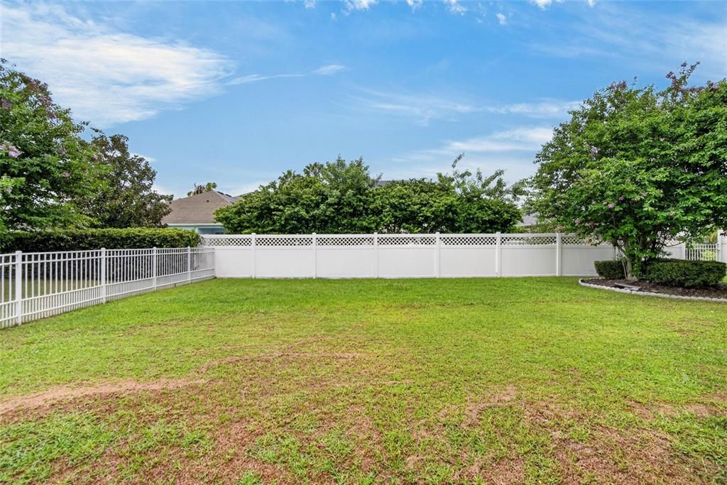 For Sale: $600,000 (4 beds, 3 baths, 3167 Square Feet)