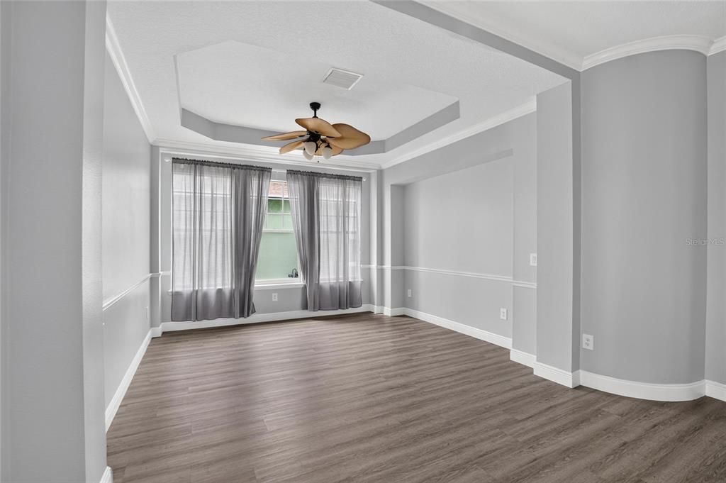 For Sale: $600,000 (4 beds, 3 baths, 3167 Square Feet)