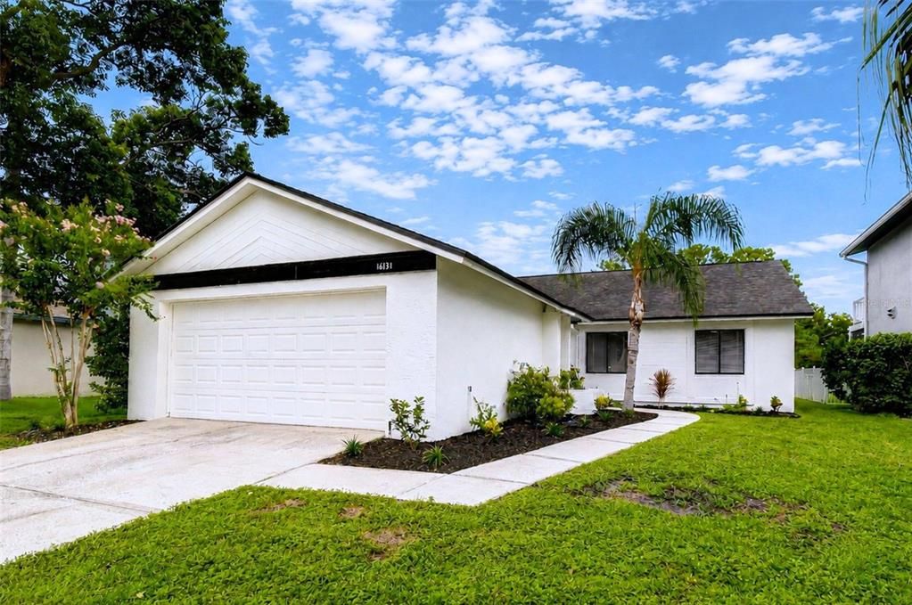 For Sale: $449,500 (3 beds, 2 baths, 1651 Square Feet)
