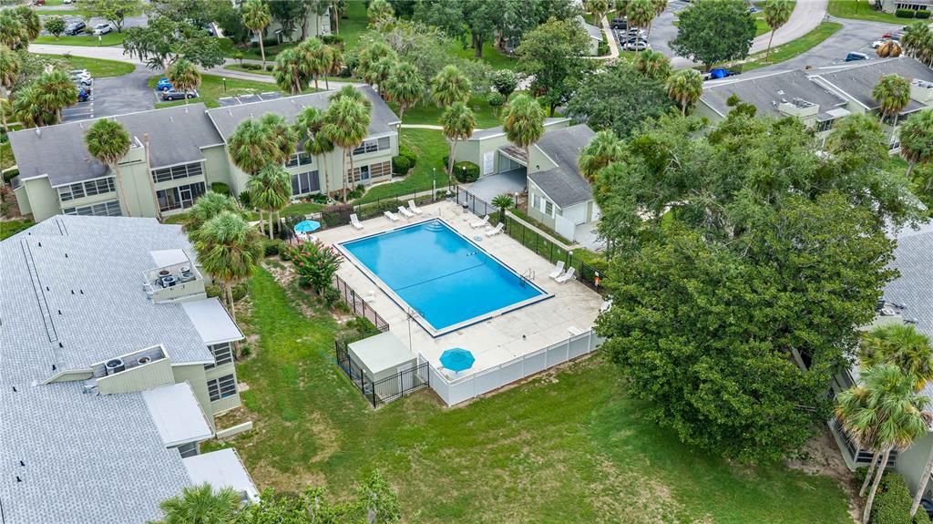 For Sale: $139,000 (2 beds, 1 baths, 1072 Square Feet)