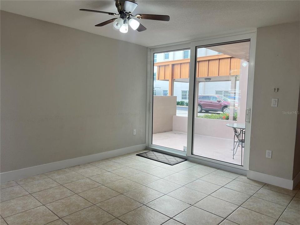 For Rent: $2,200 (2 beds, 2 baths, 1330 Square Feet)