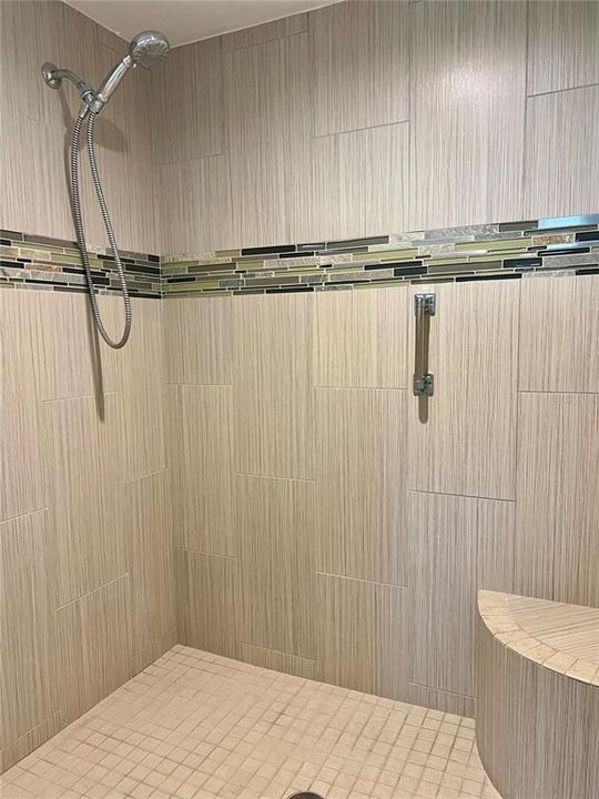 For Rent: $2,200 (2 beds, 2 baths, 1330 Square Feet)