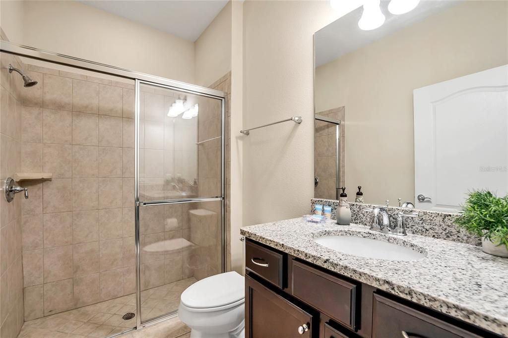 В аренду: $4,500 (8 спален, 6 ванн, 4041 Квадратных фут)