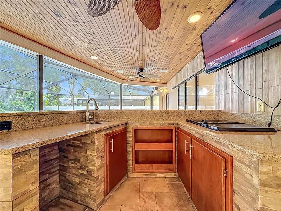 For Sale: $649,900 (4 beds, 3 baths, 2177 Square Feet)