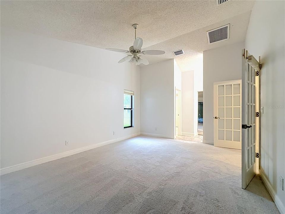 For Sale: $649,900 (4 beds, 3 baths, 2177 Square Feet)