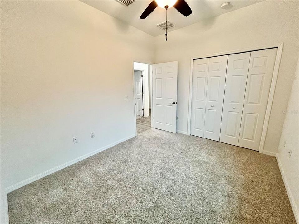 En Venta: $325,000 (3 camas, 2 baños, 1691 Pies cuadrados)