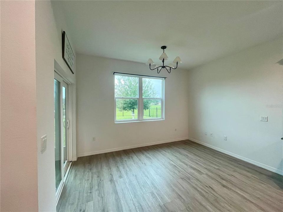 En Venta: $325,000 (3 camas, 2 baños, 1691 Pies cuadrados)