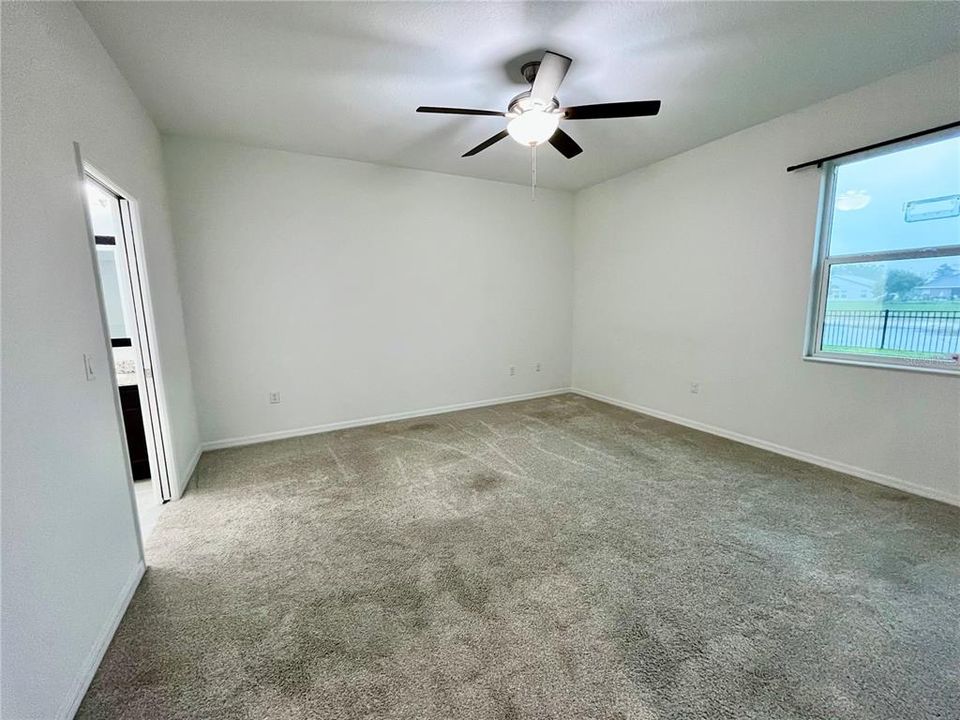 En Venta: $325,000 (3 camas, 2 baños, 1691 Pies cuadrados)
