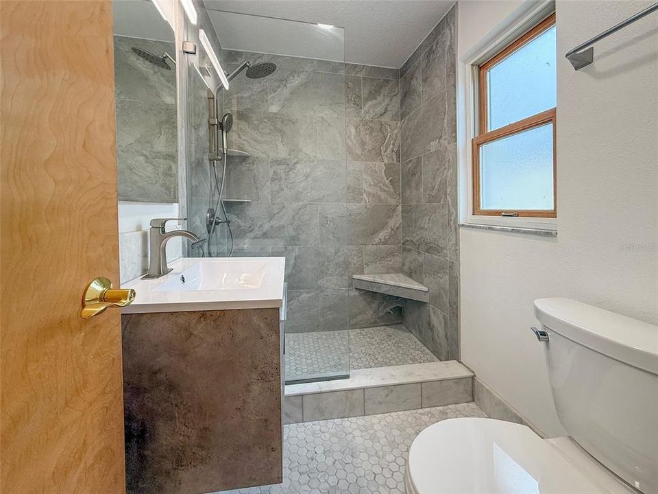 For Rent: $4,900 (3 beds, 3 baths, 2177 Square Feet)