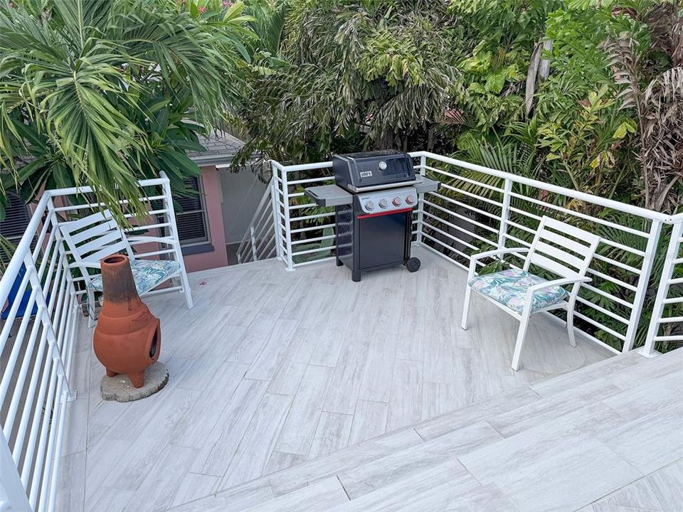 For Rent: $4,900 (3 beds, 3 baths, 2177 Square Feet)